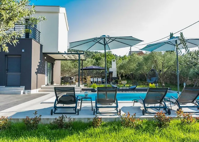 Rossa Villa