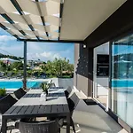Villa Rossa *