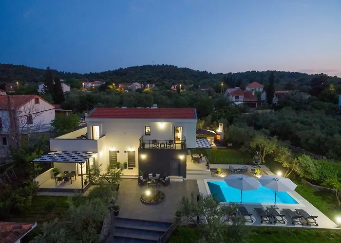 Villa Rossa *